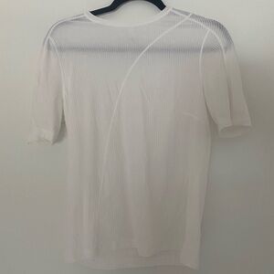 Lululemon short sleeve top